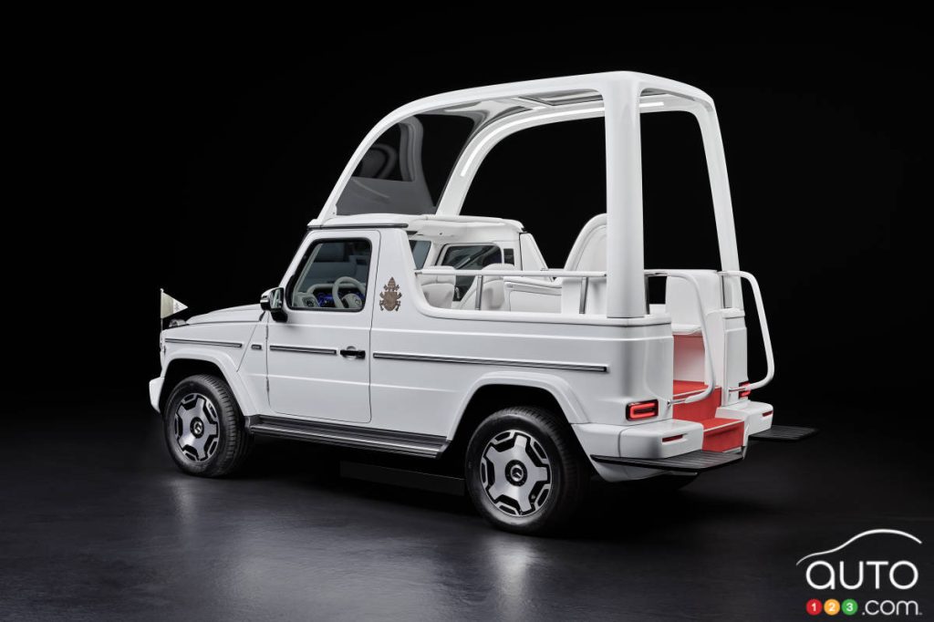 Mercedes-Benz livre la première papemobile électrique au Vatican
