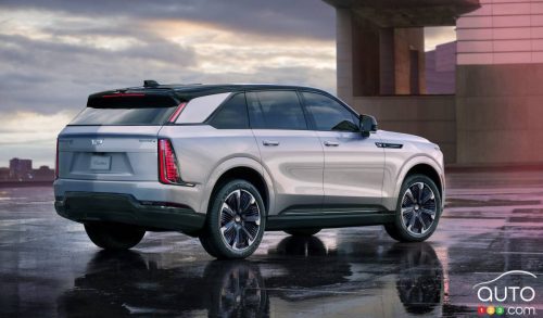 Cadillac fixe le prix américain de l’Escalade IQ à 129 900 $