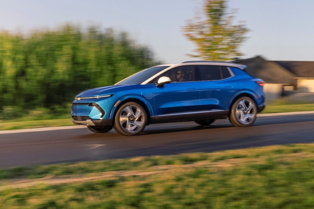Une baisse de 45 % des ventes de véhicules électriques en mars selon Statistique Canada