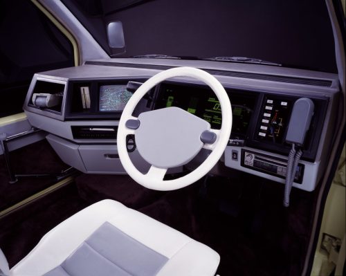 Écrans et touches tactiles : Nissan le savait il y a 40 ans