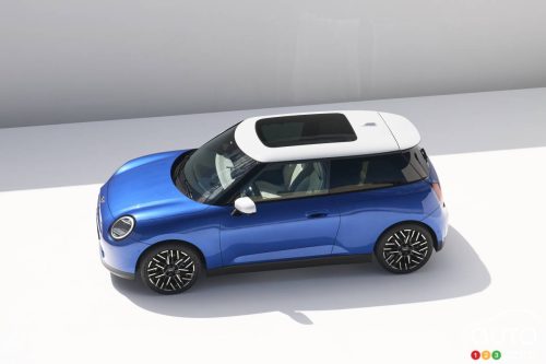 Mini reporte l’assemblage de ses Cooper et Aceman électriques en Angleterre