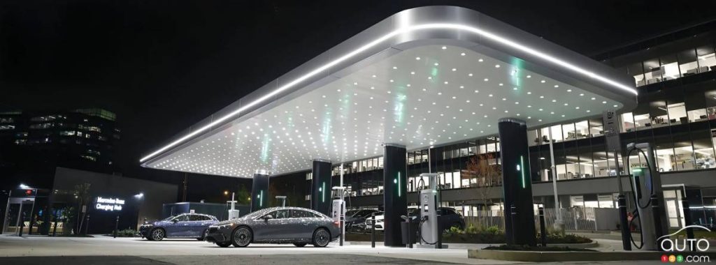 Mercedes-Benz étend son réseau de recharge au Canada