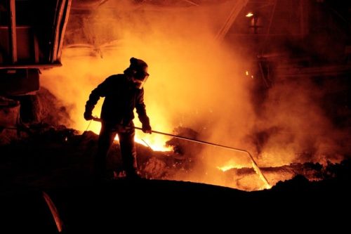 Trump annonce des tarifs de 25 % sur l’acier et l’aluminium