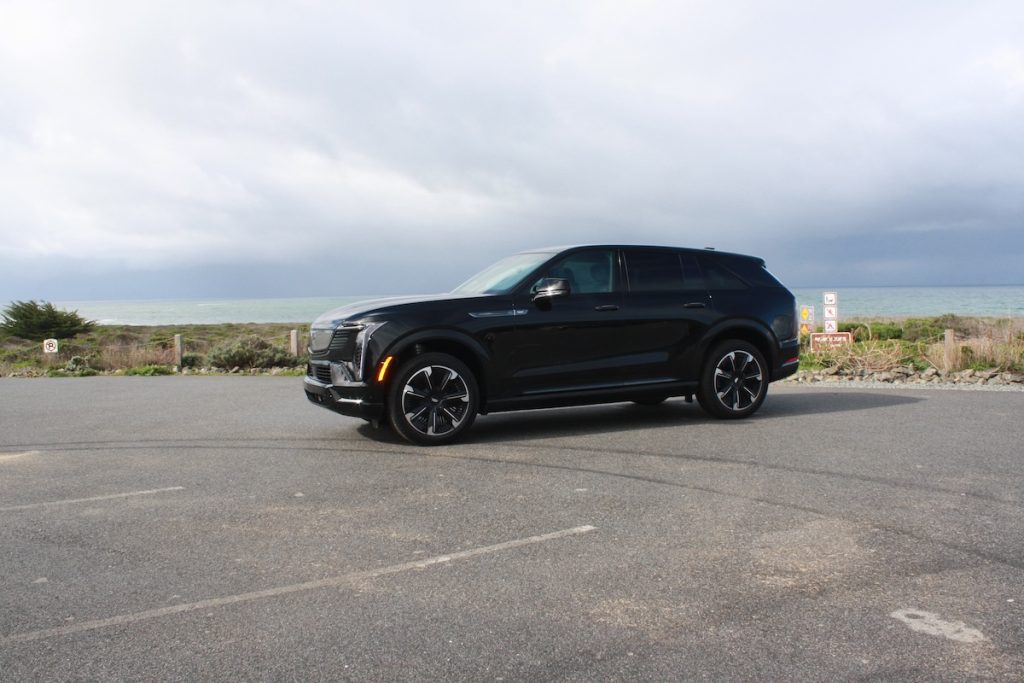 Cadillac Escalade IQ