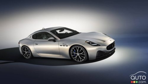 Maserati reste dans la famille Stellantis, malgré des ventes en chute libre