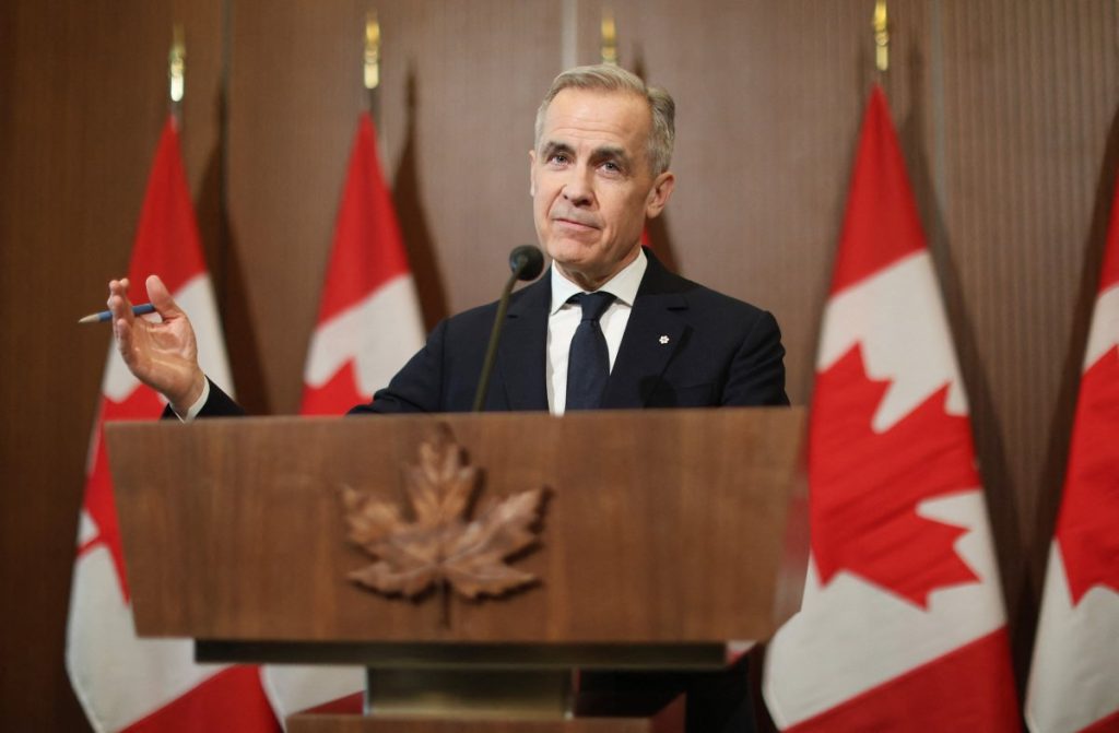 Le Canada riposte aux tarifs automobiles américains avec une taxe de 25 %