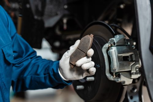 Les plaquettes de freins : comprendre les types et leurs avantages