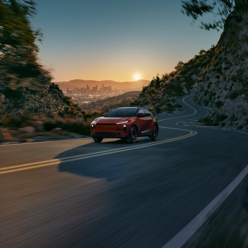 Toyota présente un C-HR électrique pour 2026