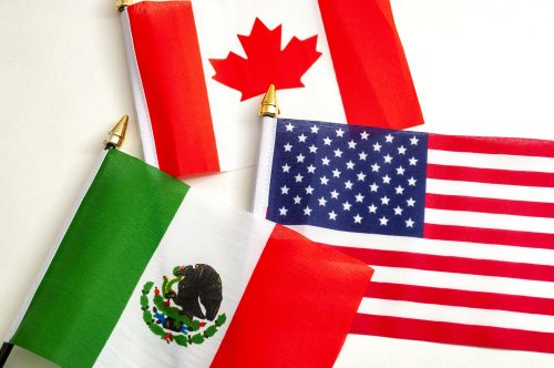 Un nouveau « pacte de l’auto » proposé pour protéger la production canadienne face aux tarifs américains