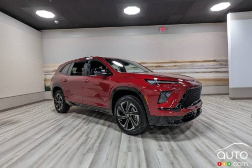 Les Chevrolet Traverse, GMC Acadia et Buick Enclave 2026 sont touchés par un arrêt de vente