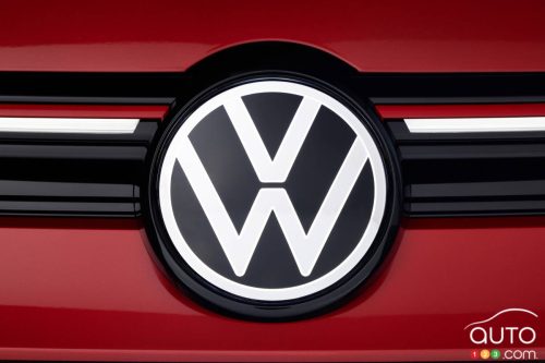 Volkswagen encaisse une perte de 2,2 G$ CA liée aux tarifs américains et revoit ses prévisions à la baisse