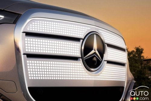 Mercedes-Benz dévoile une nouvelle grille signature