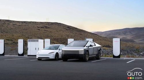 Tesla déploie ses Superchargeurs V4 : plus rapides, plus accessibles et prêts pour 500 kW