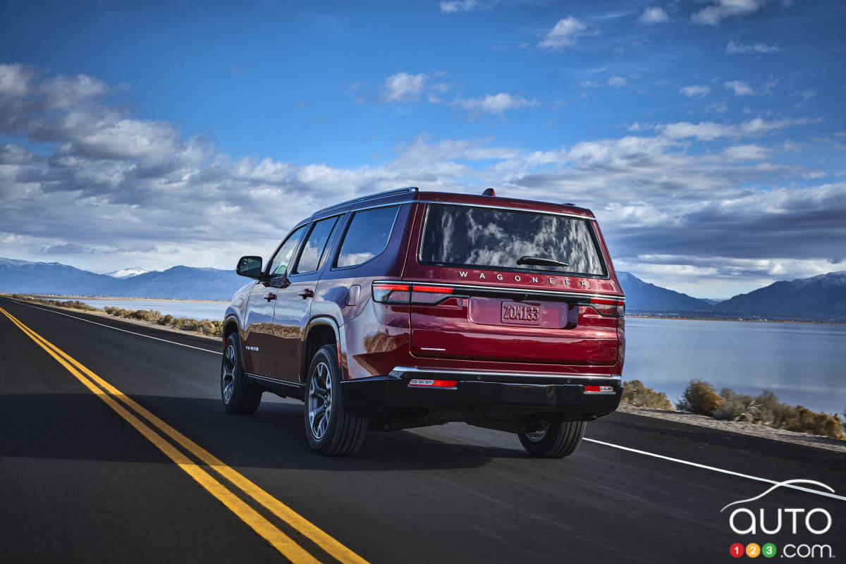 Jeep rappelle 123 000 Wagoneer et Grand Wagoneer pour un problème de moulures de vitres