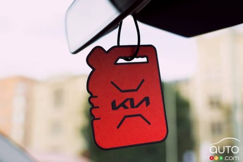 Kia offre un désodorisant à l’odeur d’essence aux acheteurs de VÉ