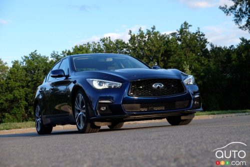 Infiniti veut ramener la Q50 manuelle à propulsion