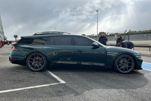 Genesis présente une concurrente à la BMW M5 Touring et Audi RS6