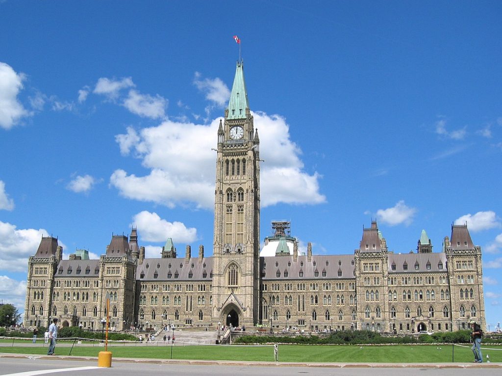 Ottawa somme Stellantis de produire à Brampton ou de rembourser