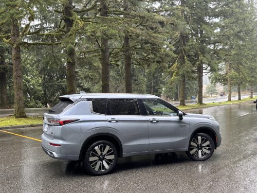 Mitsubishi Outlander PHEV 2026