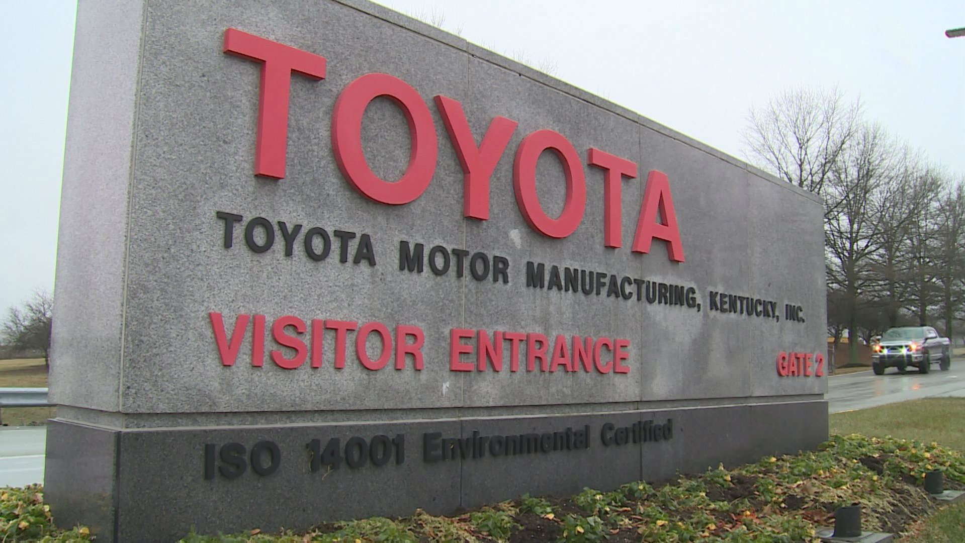 Toyota investi 1 milliard US pour électrifier ses usines américaines