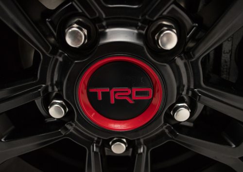 Toyota prépare un Tundra pour faire la lutte au Raptor