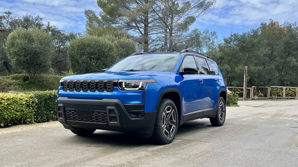 Stellantis contraint de stopper la production du Jeep Cherokee