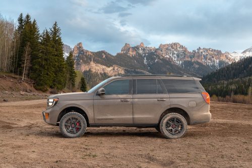 Hennessey transforme le Ford Expedition Tremor en VelociRaptor SUV
