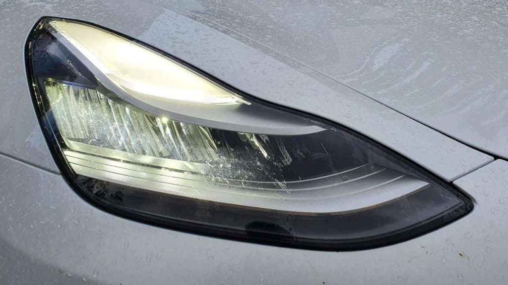 Des phares trop puissants pour les Tesla 3 et Y