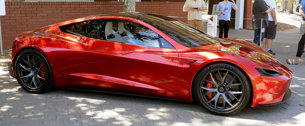Tesla relance les réservations du roadster
