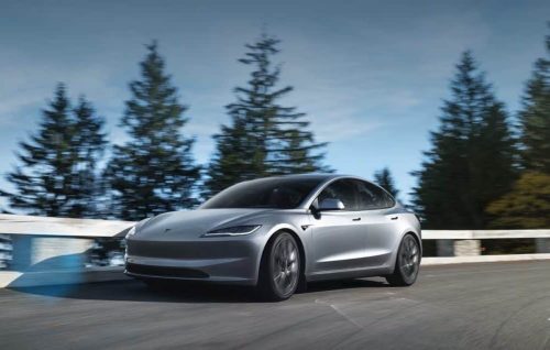 Une Tesla Model 3 en provenance des États-Unis