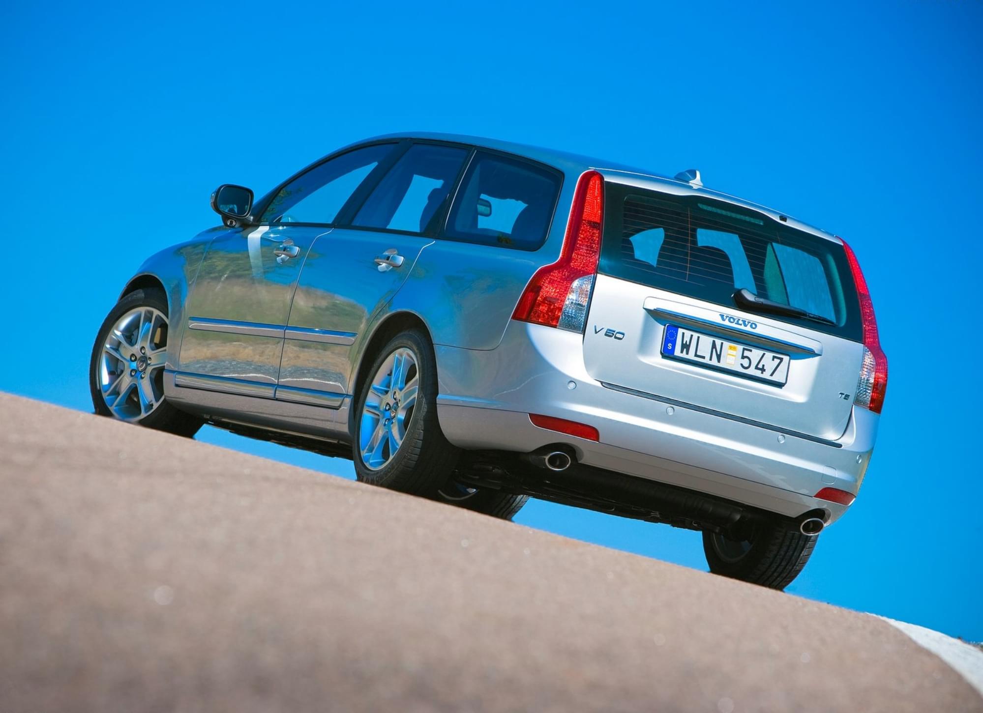 Volvo V50 : essais, fiabilité, avis, photos, prix