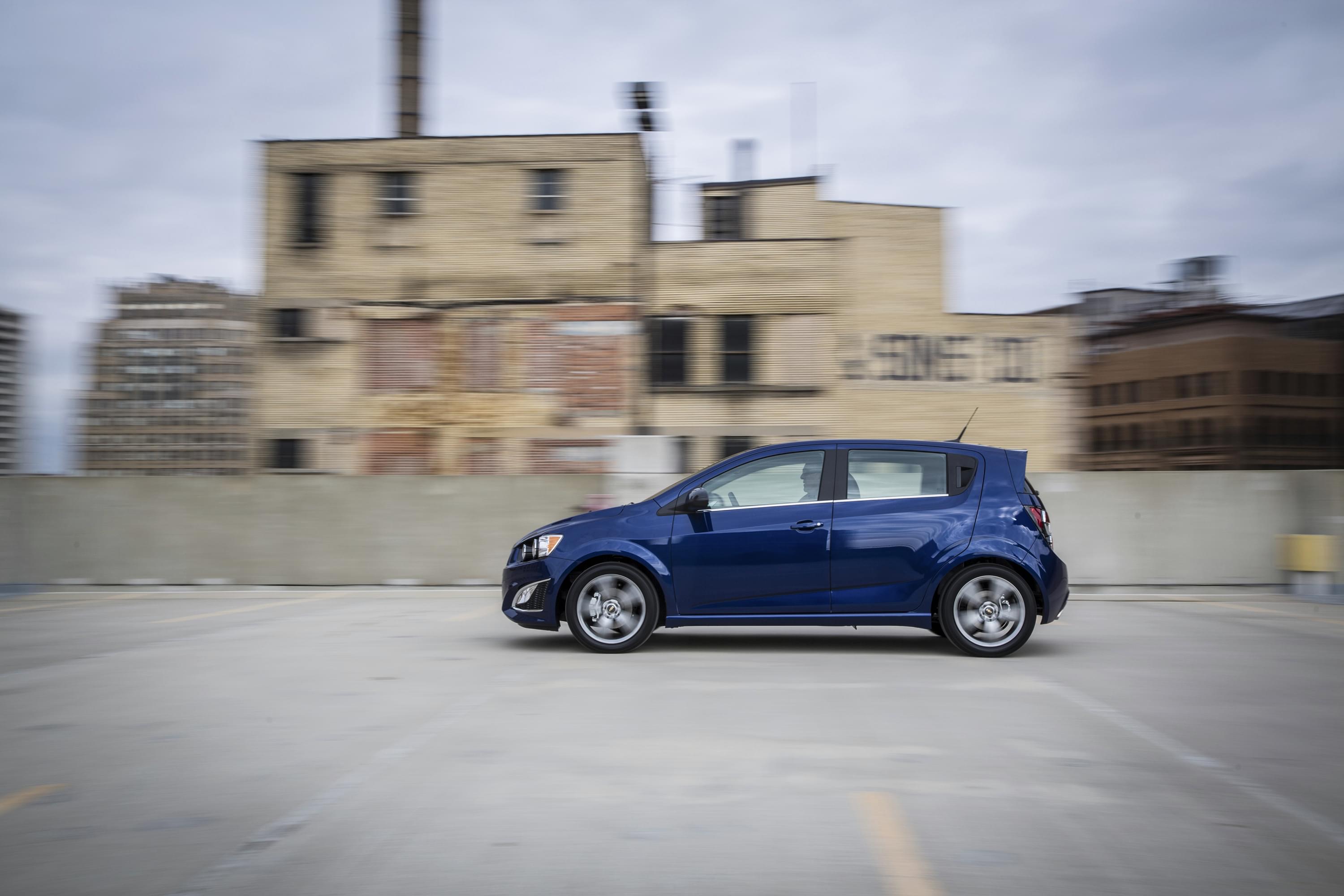 Chevrolet Sonic 2015 – L'annuel de l'automobile